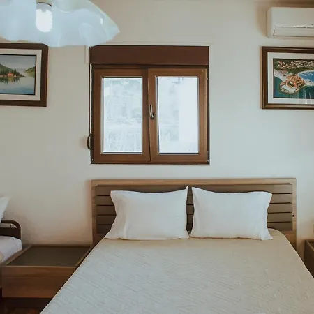 Azure Adriatic Apartment Kotor Exterior photo