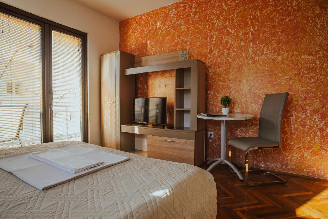 Azure Adriatic Apartment