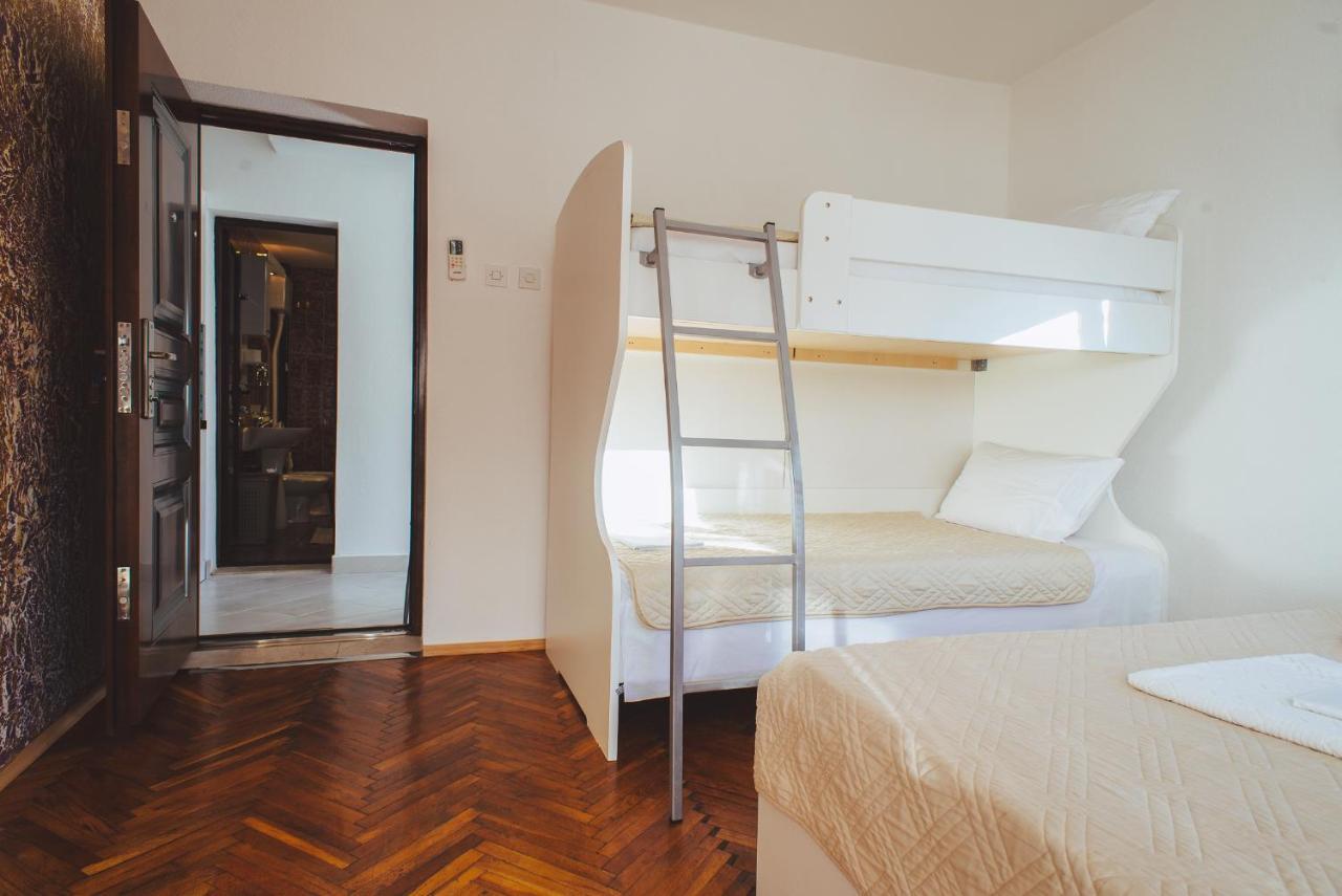 Azure Adriatic Apartment